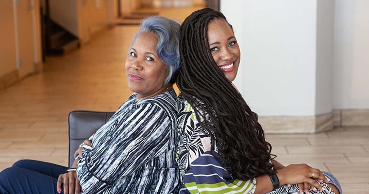 Ashlee Ammons and Kerry Schrader, founders of software startup Mixtroz.