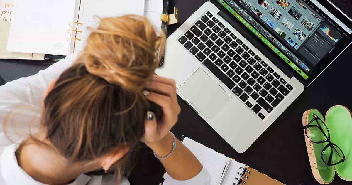 How does impostor syndrome affect businesswomen?